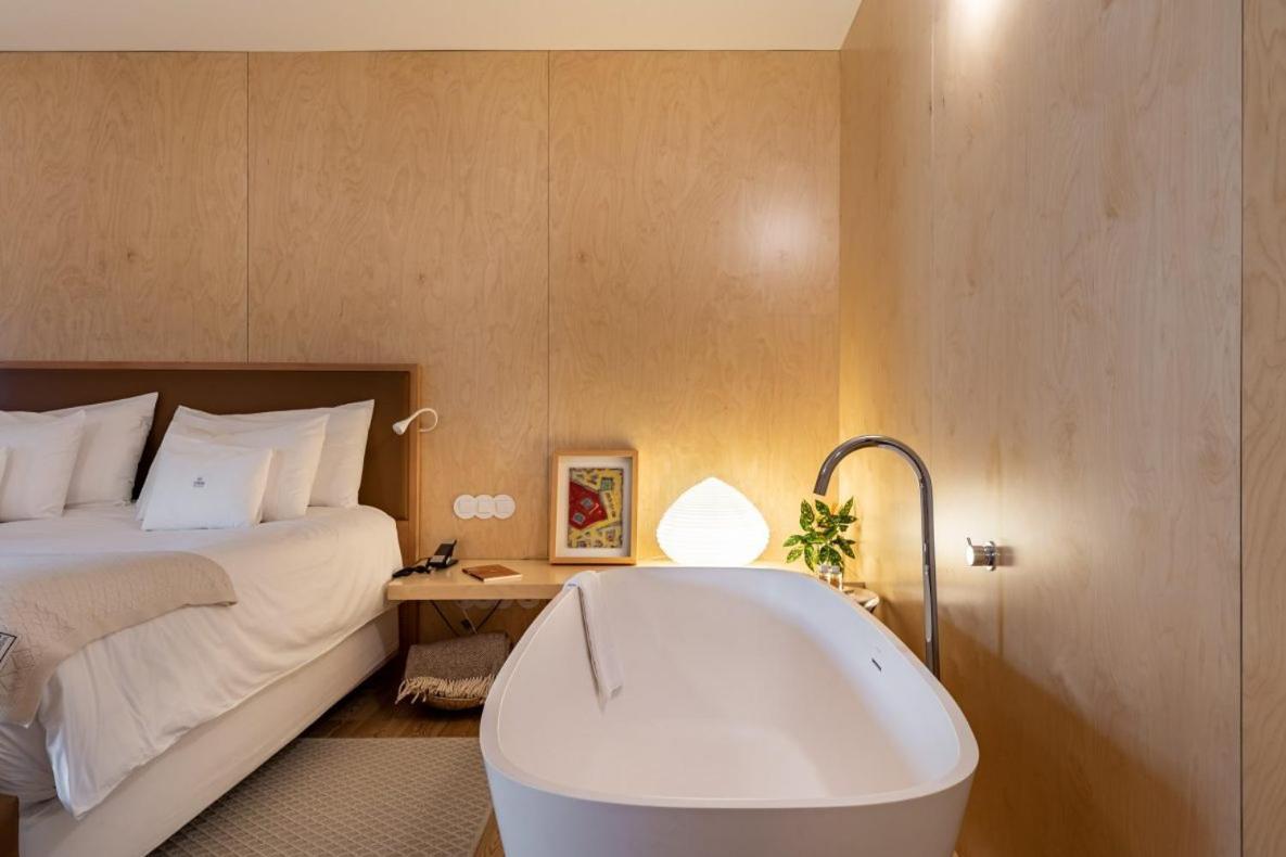 Casas Da Lapa, Nature & Spa Hotel Seia Luaran gambar